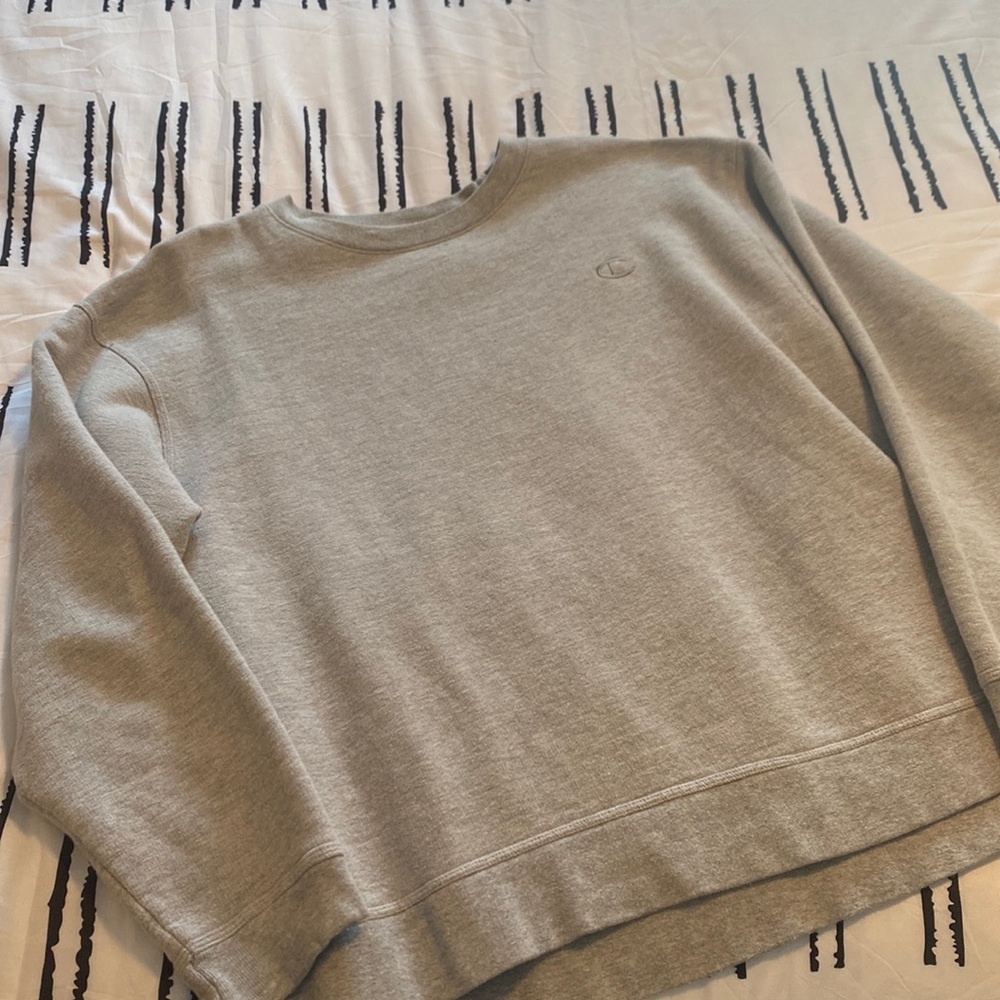 Champion Grey Pullover Size XL